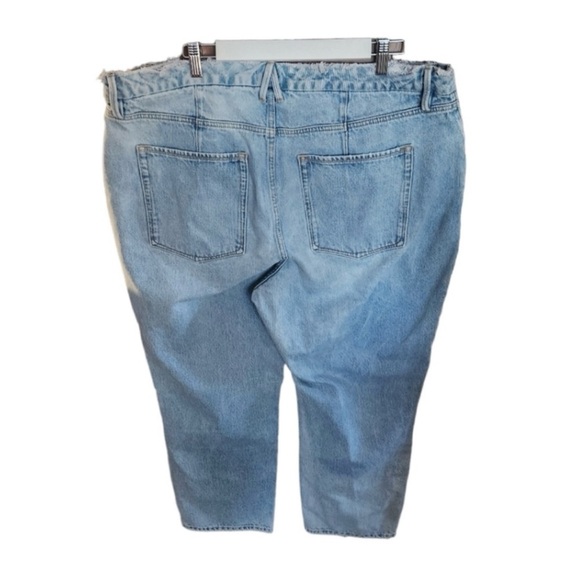 Good American 90s Duster Straight Leg Jeans - Picture 13 of 13